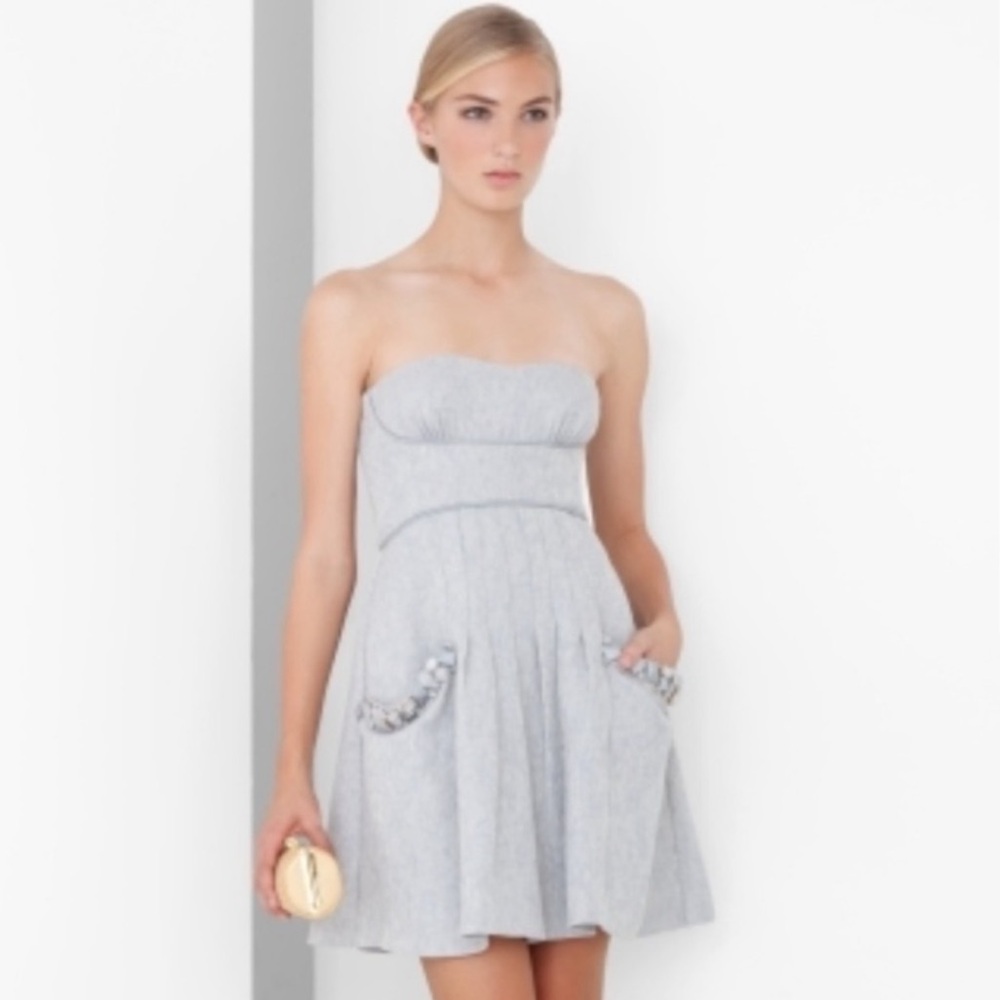 Elegant Gray Women's Dress - Picture 2 of 4